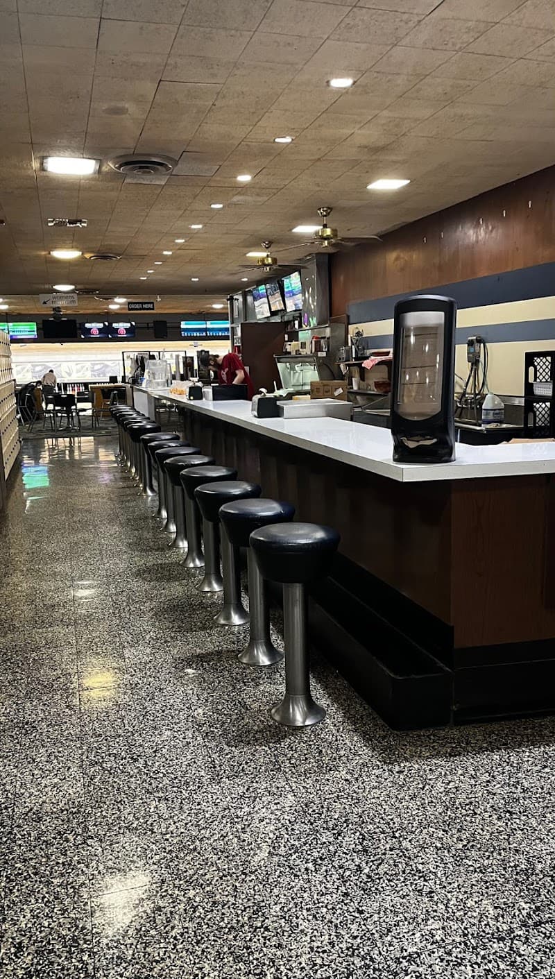 Sunshine Lanes photo 4