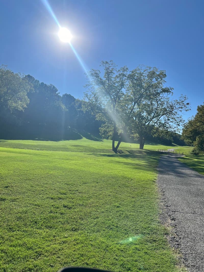 Scotsdale Golf Course photo 3