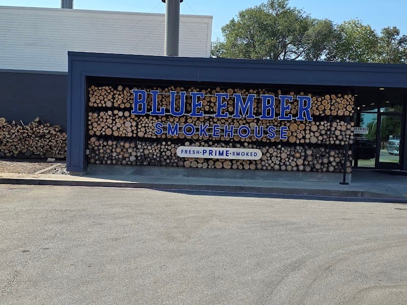 Blue Ember Smokehouse photo 6