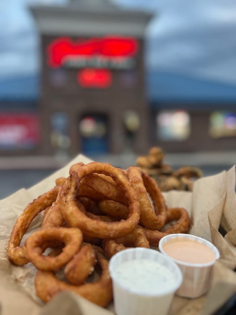 Saint City’s Sports Bar & Grill photo 3