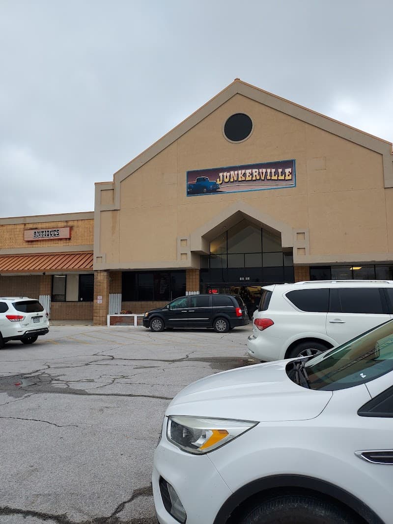 Junkerville photo 2
