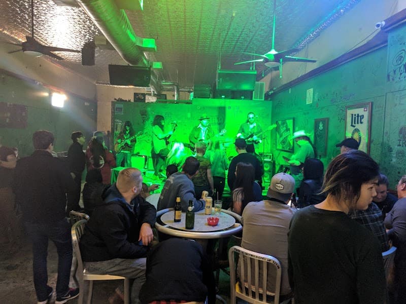 Midtown Billiards photo 6