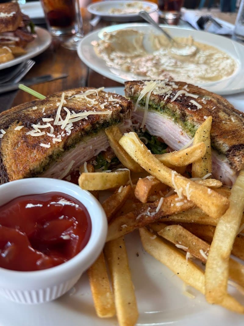 Dizzy's Gypsy Bistro photo 3