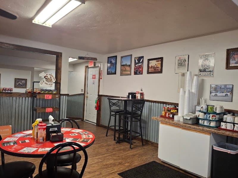 Pistol Pat's Family Diner on honey creek photo 6