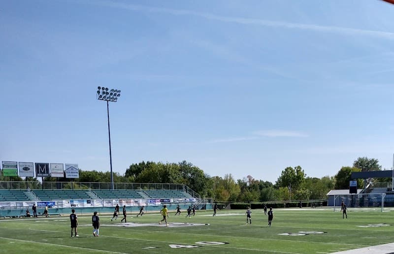 Blakemore Field photo 6