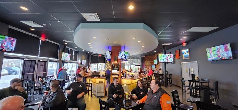 CAVE BAR & GRILL photo 5