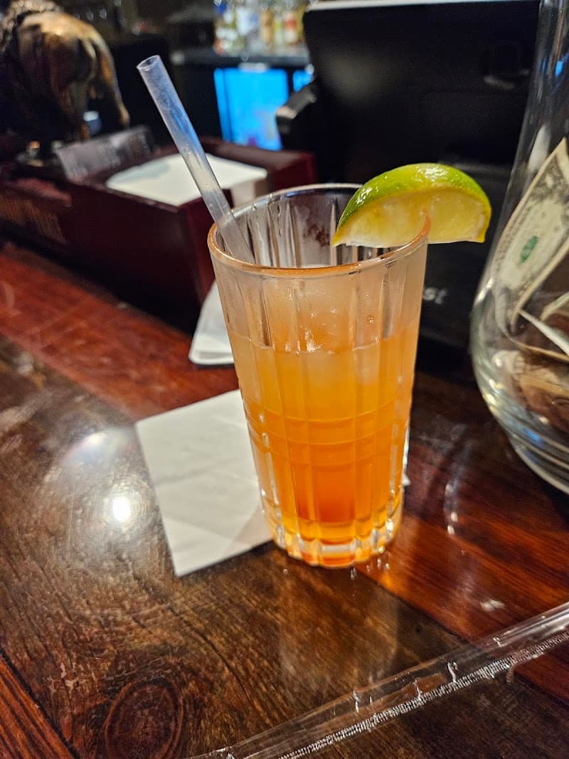 Blind Buffalo Pour House photo 6