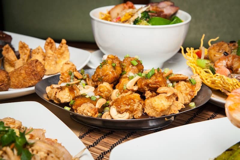 Leong's Asian Diner photo 3