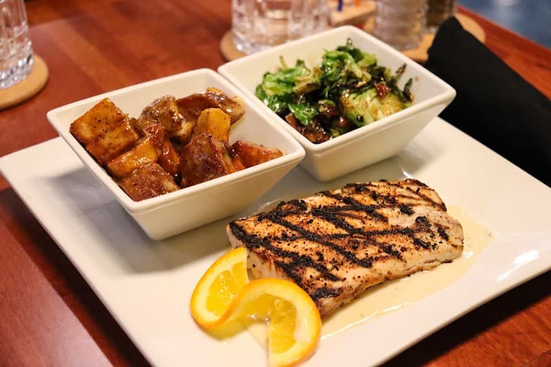 Speedy's Chophouse photo 3