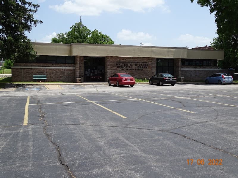 Barry-Lawrence Regional Library photo 4