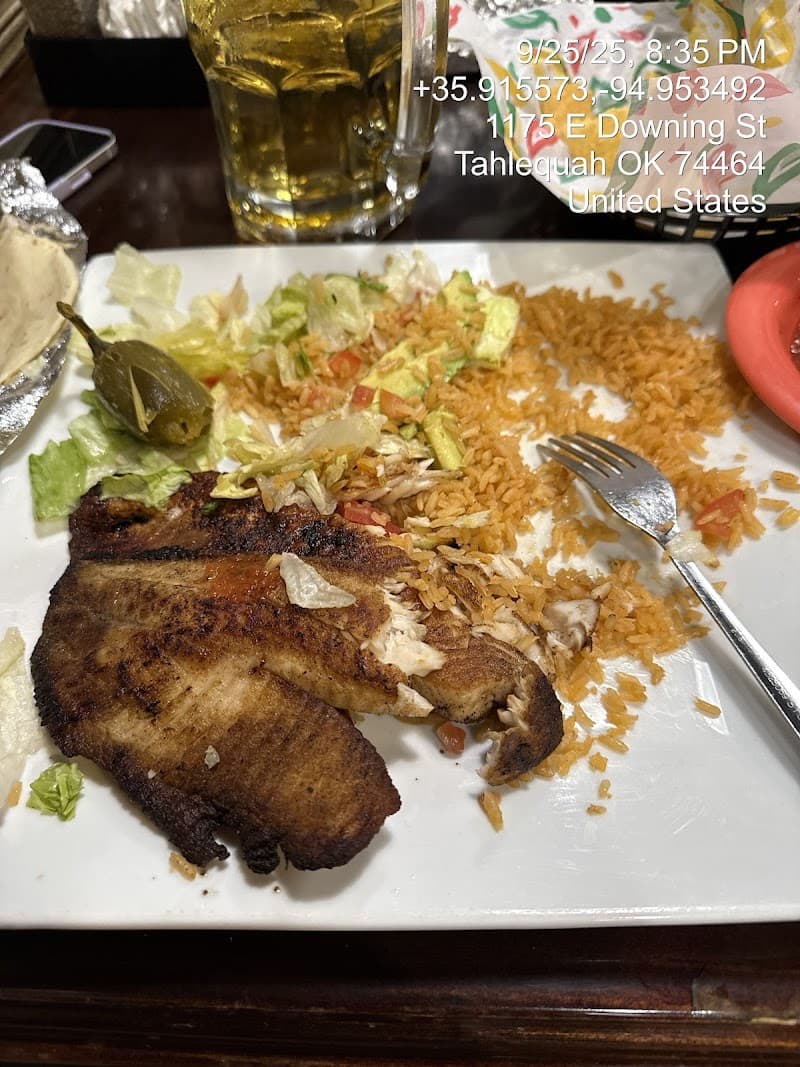 Las Maracas Restaurant and Bar photo 2