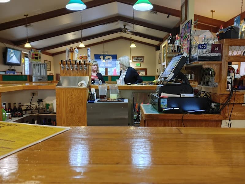 Gentlemen Gene's Pub photo 2