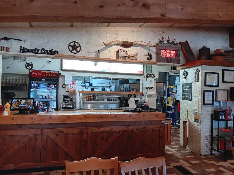 Big Baldy's Bac-Woods Bar-B-Q photo 4