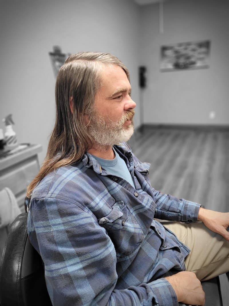 Shelton Barber Lounge photo 3