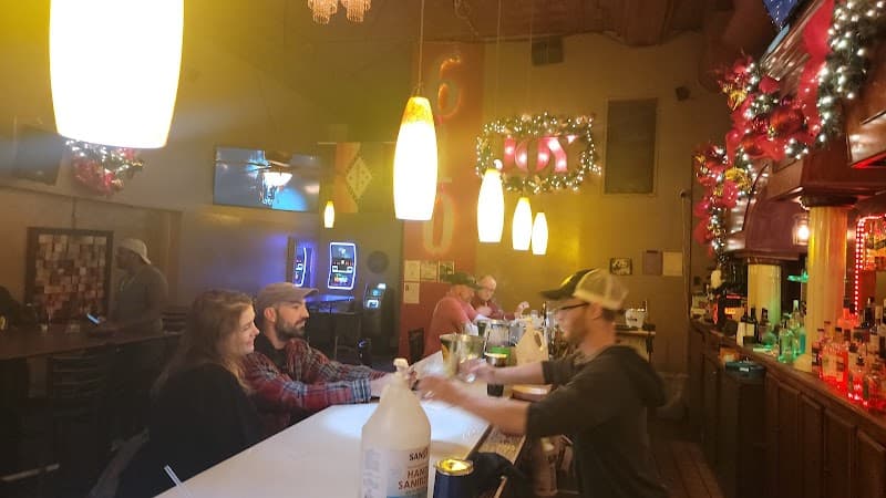 Six Ten Center photo 2