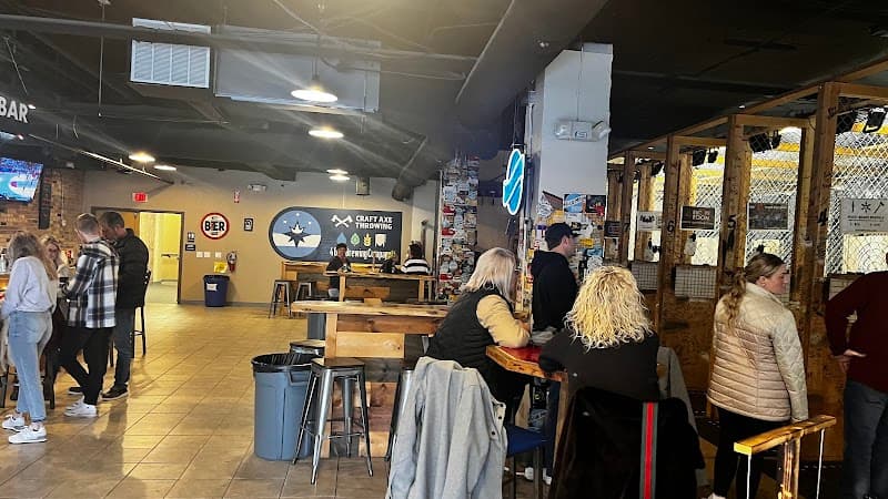 Craft Axe Throwing photo 4