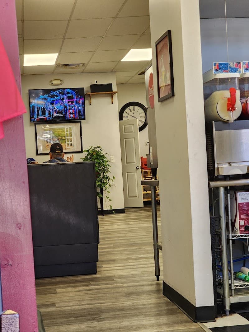 Downtown Pizza & Sports Bar photo 5