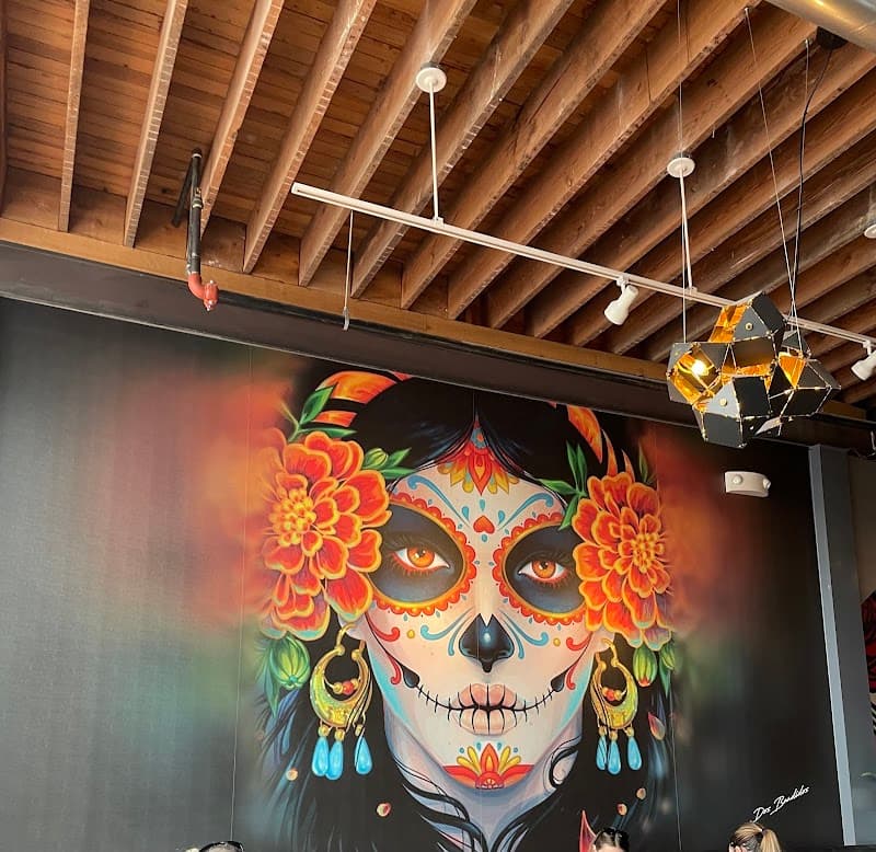 Dos Bandidos photo 5