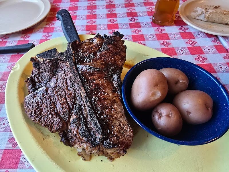 Doe's Eat Place photo 4