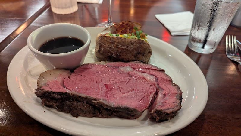 Charleston's Restaurant photo 4