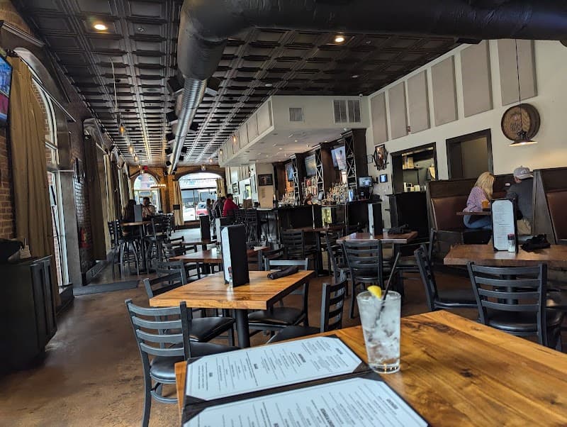 Main Street Tavern photo 6