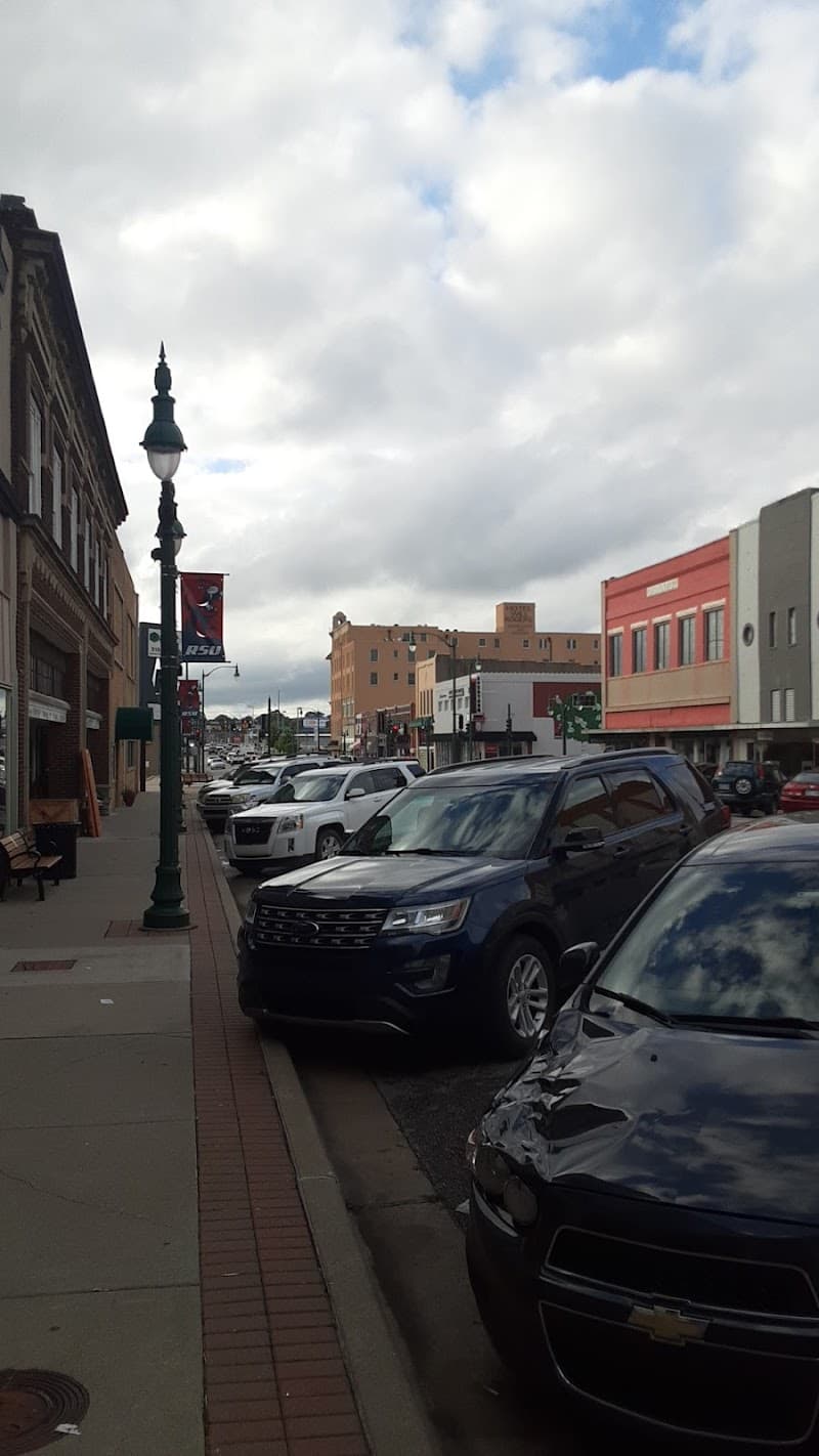 Downtown Claremore Historic District photo 4