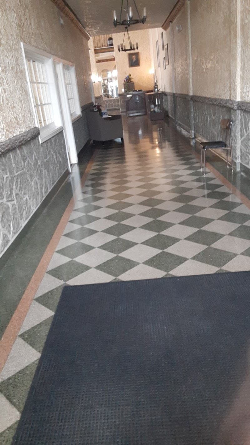 Downtown Claremore Historic District photo 6