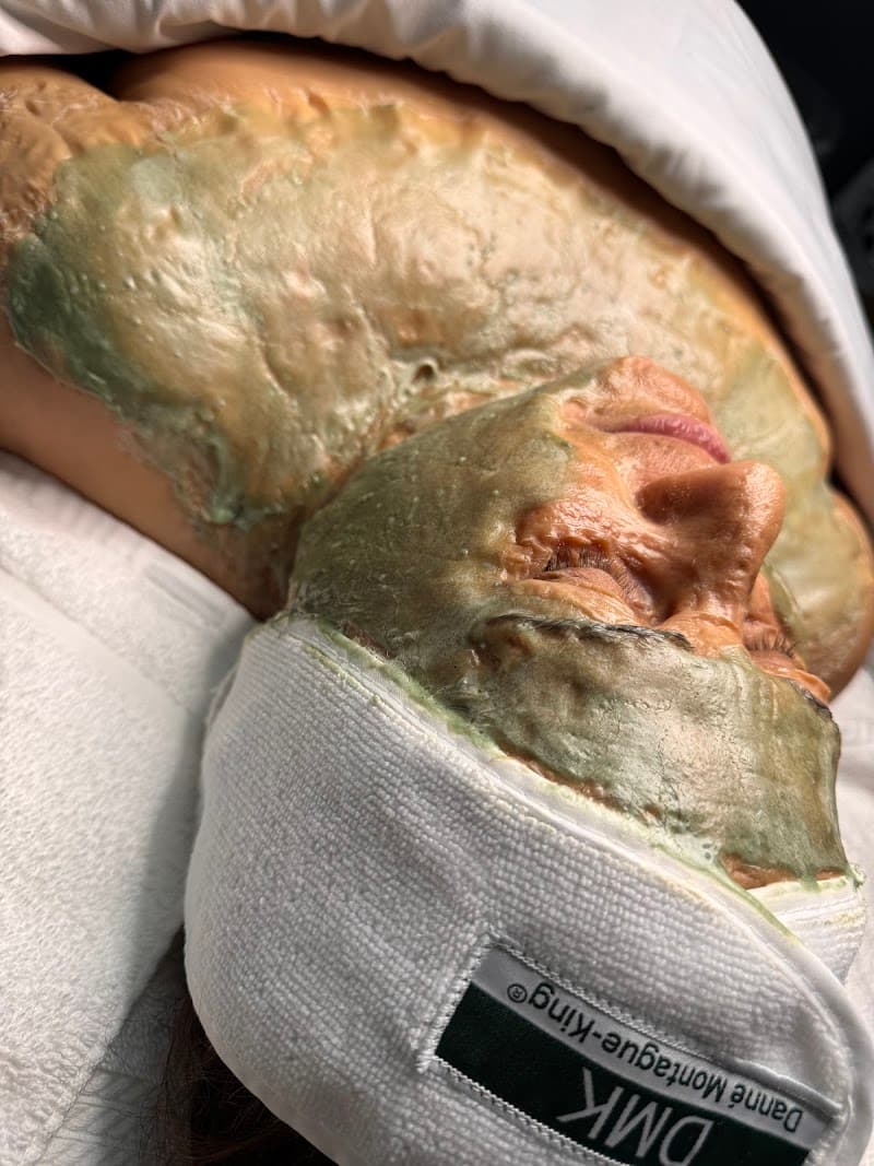 The Esthetic Room by Aracelly photo 3