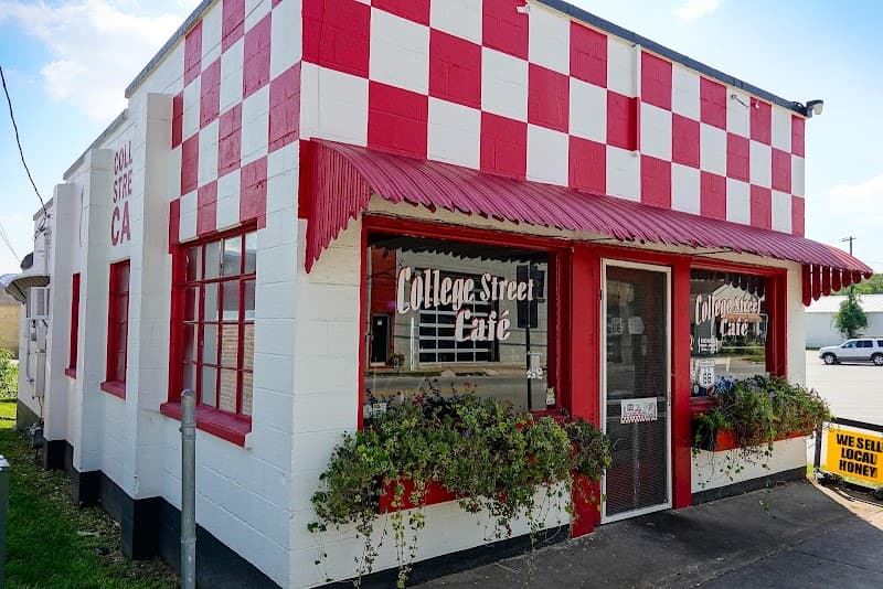 College Street Café photo 1