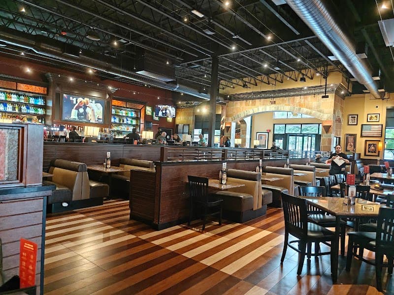 BJ's Restaurant & Brewhouse photo 4