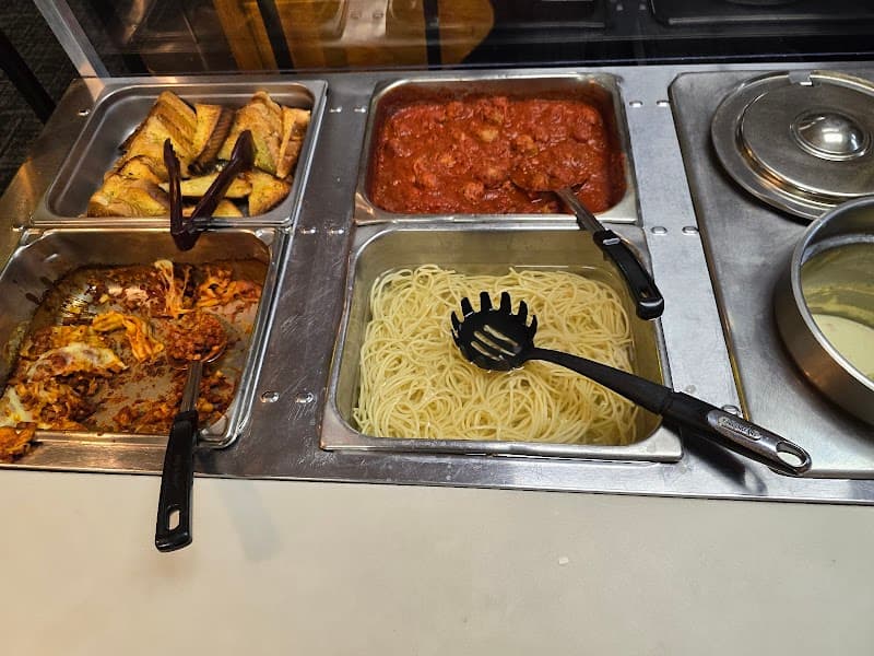 Pizza Parlour Alma photo 4