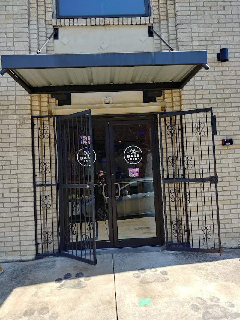 Bark Bar photo 2