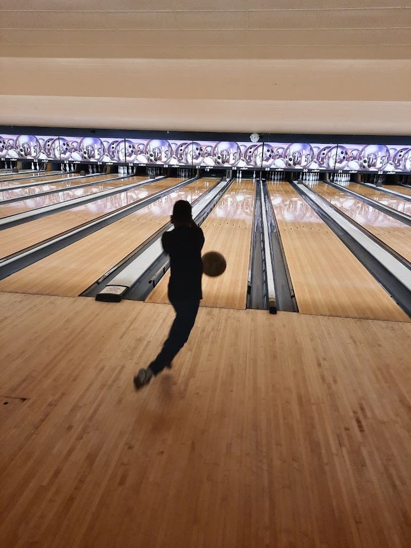 4th Street Bowl photo 2