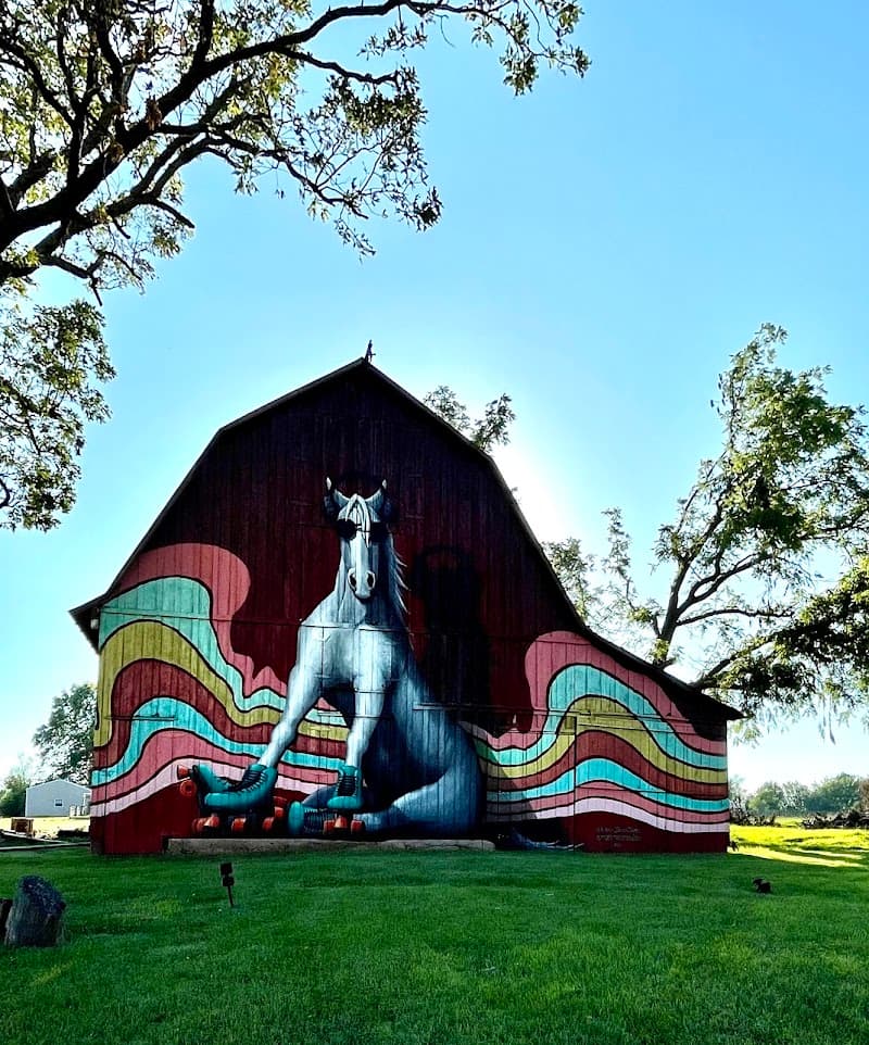 Skating horse barn photo 1