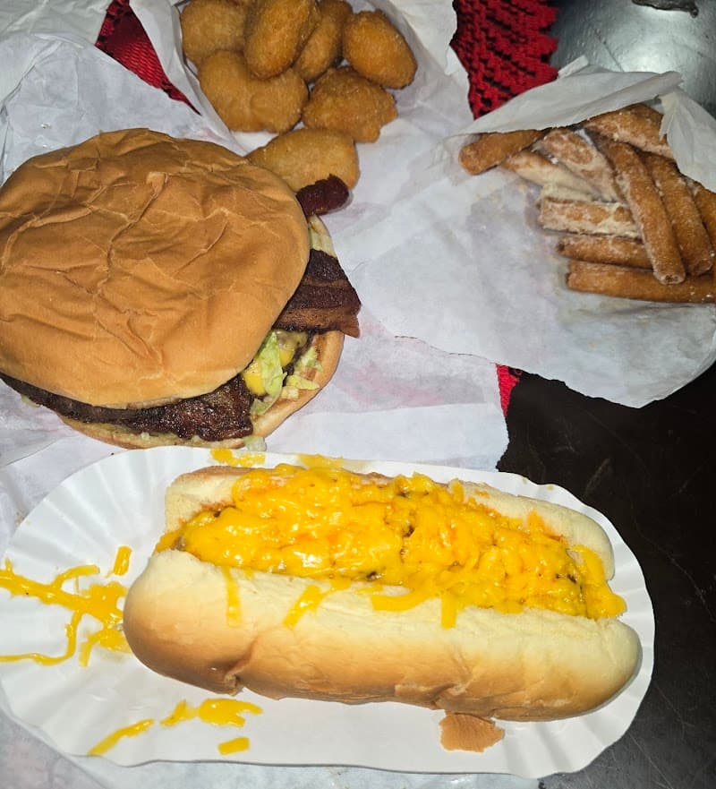 Beacon Drive In photo 3