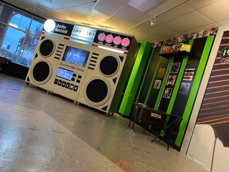 1984 Arcade Branson photo 3