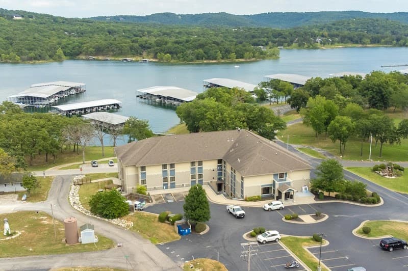 Port of Kimberling Resort & Campground photo 6