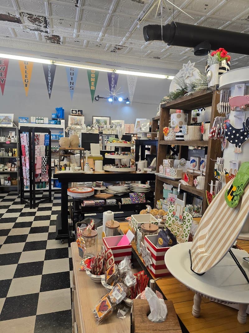 Moxie On Second photo 3