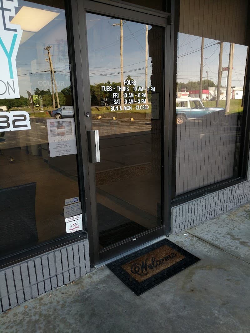 Color Me Crazy Salon photo 1