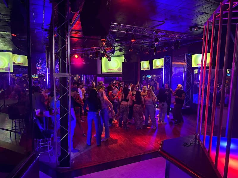 Club Nightlife photo 2