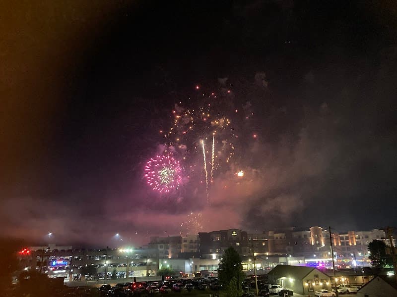 The Summit - Food, Bar, & Entertainment District photo 5