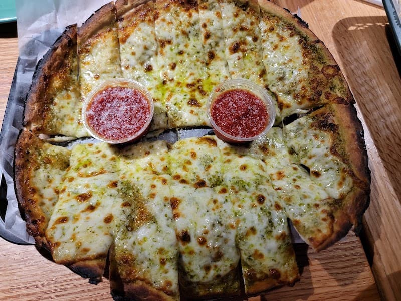 Woody's Wood-Fire Pizza Bar & Oven photo 6