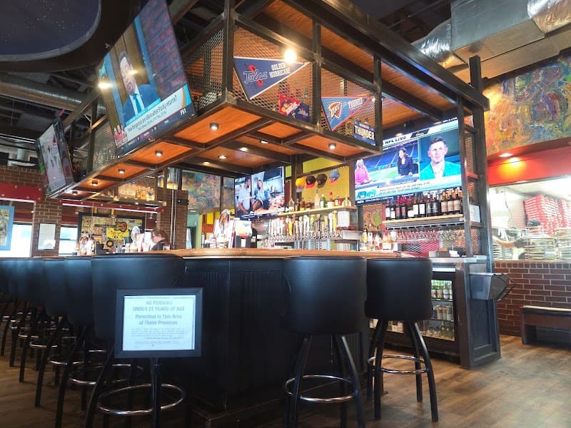 Hideaway Pizza photo 6