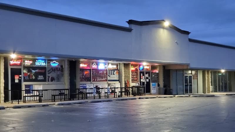 Town Pump Lounge photo 4