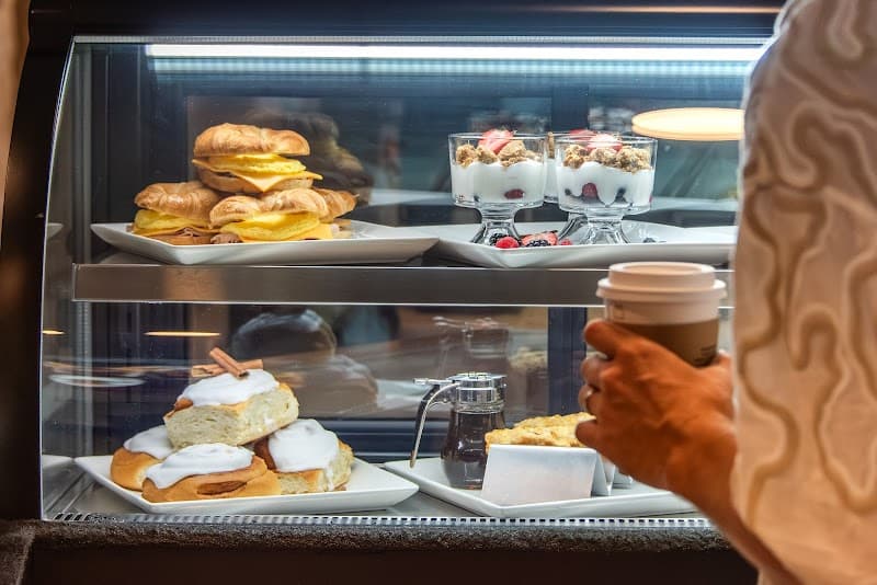 Monkey Grind at Shangri-La photo 5