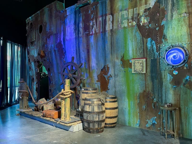 Intrigue Little Rock photo 6