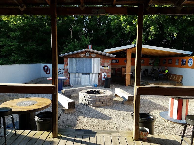 Old 33 Icehouse photo 5