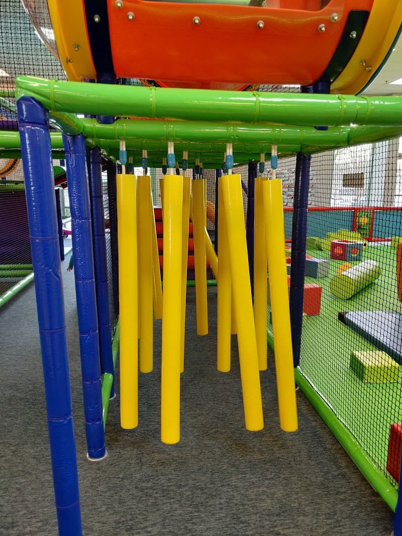 Let’s Imagine Indoor Playground and Cafe photo 3