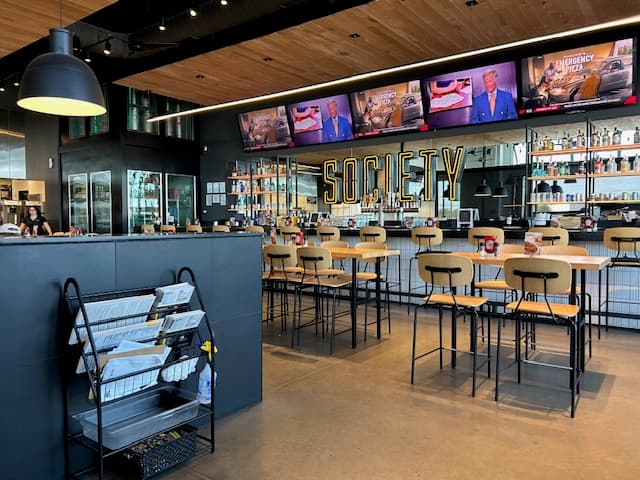 Society Burger photo 5