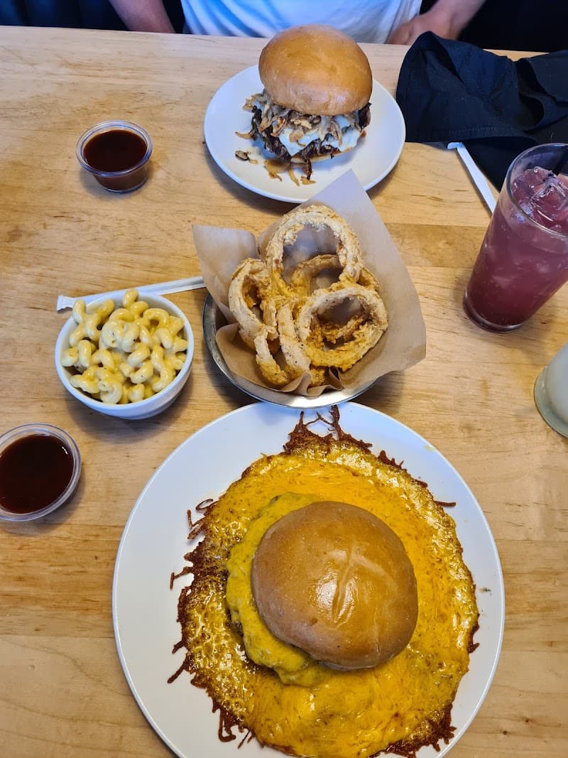 Society Burger photo 6